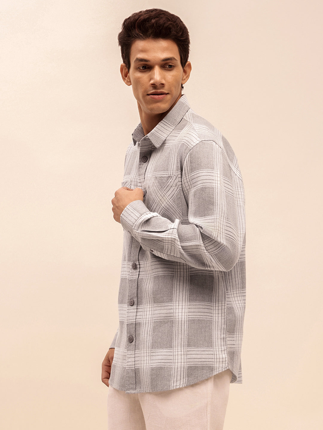 Relaxed Fit Checked Shirt in Dusty Grey