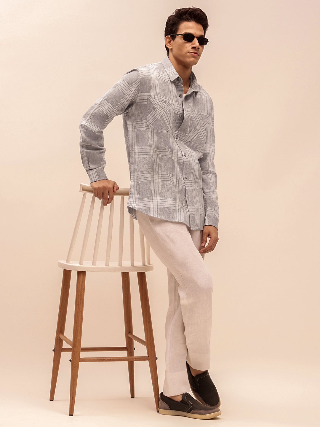Relaxed Fit Checked Shirt in Dusty Grey