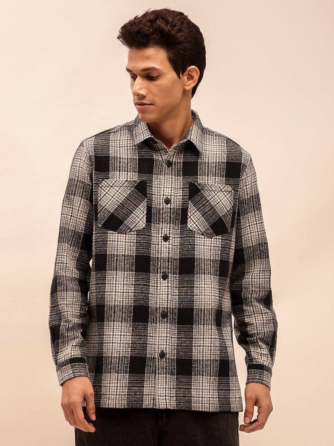 Men’s Checkered Long Sleeve Shacket in Black