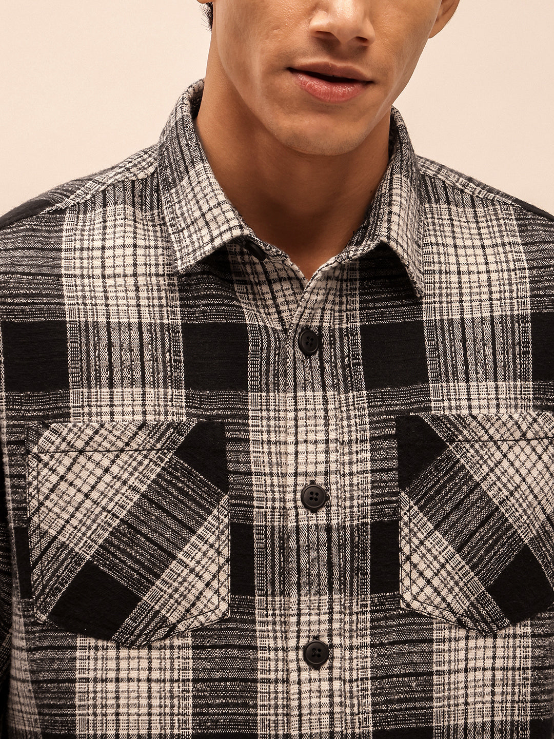 Men’s Checkered Long Sleeve Shacket in Black